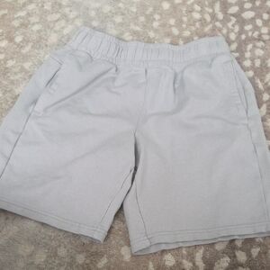 Size: 10/12- Boys Light Gray Casual Shorts